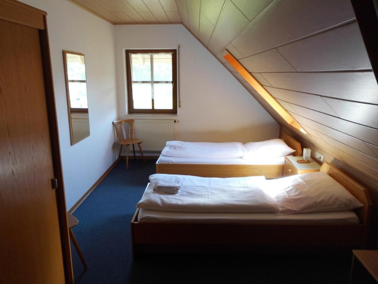 Landgasthof Zum Hirschen Hafenlohr ภายนอก รูปภาพ